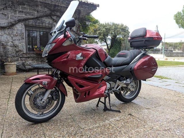 Honda NT 700 V Deauville 4700 € 2013 Madrid - 2