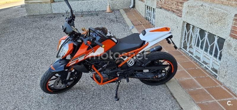 KTM 125 3600 € 2018 Madrid - 2