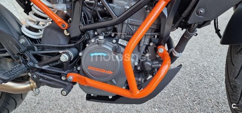 KTM 125 3600 € 2018 Madrid - 8