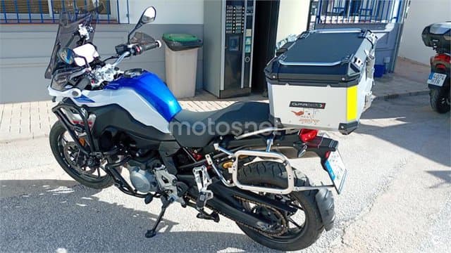 BMW F 750 – Vista 3