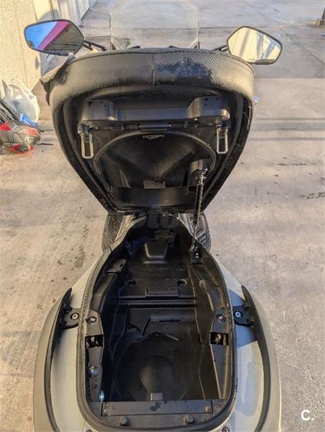 Kymco Super Dink 125 ABS – Vista 7