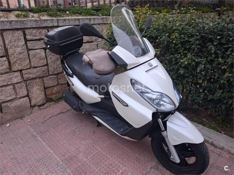 Piaggio X7 EVO 300 ie – Vista 1
