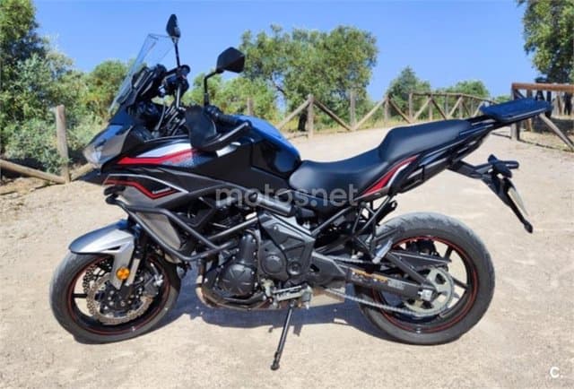 Kawasaki Versys – Vista 2