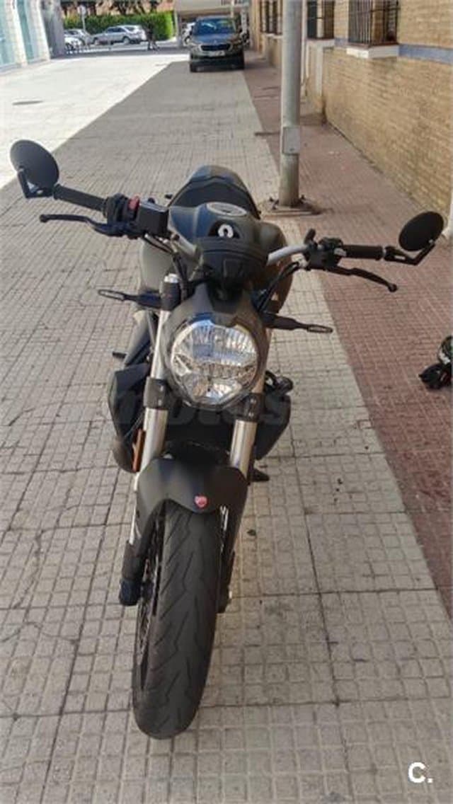 Ducati Monster 821 – Vista 5