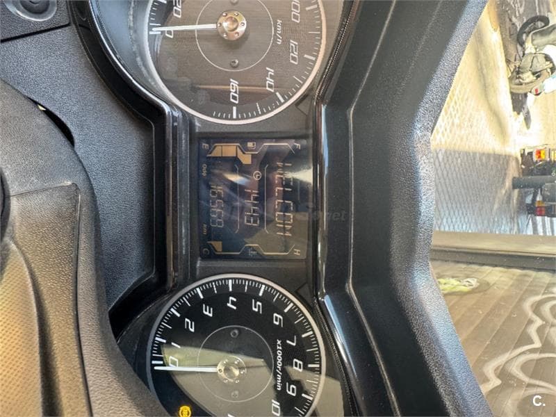 Yamaha XMAX 125 – Vista 3