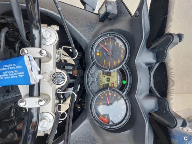 Suzuki V-Strom 650 ABS – Vista 6