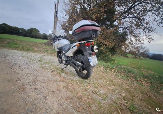Suzuki V-Strom 650 – Vista 2
