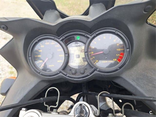 Suzuki V-Strom 650 – Vista 5