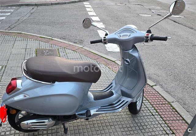 Vespa Primavera – Vista 4