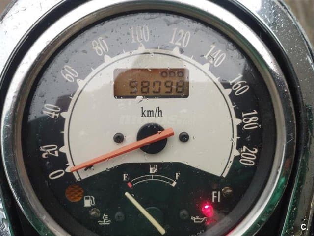 Kawasaki VN 900 CUSTOM – Vista 2