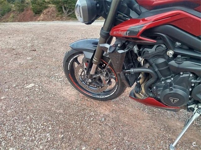 Triumph Street Triple 765 9500 € 2023 Barcelona - 4