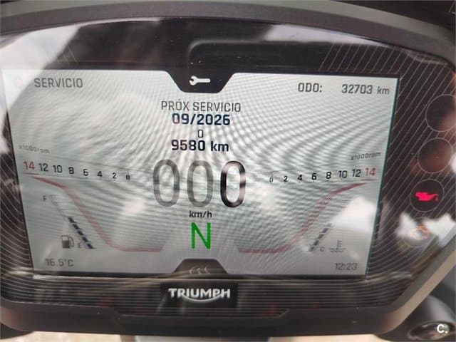 Triumph Street Triple 765 9500 € 2023 Barcelona - 8