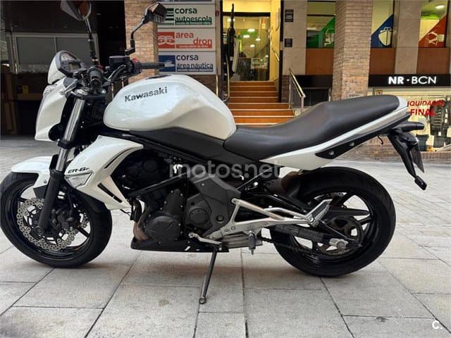 Kawasaki ER 6N – Vista 4