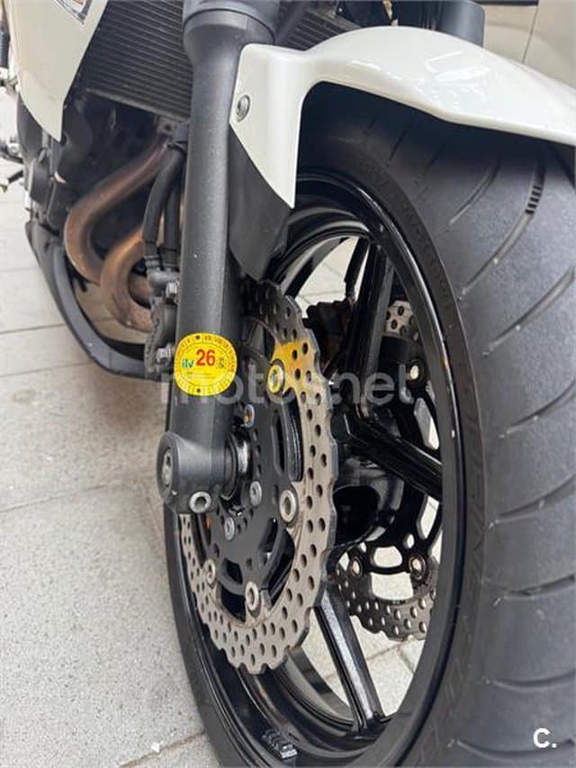 Kawasaki ER 6N – Vista 7