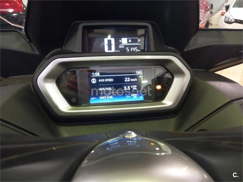 Yamaha XMAX 125 – Vista 6