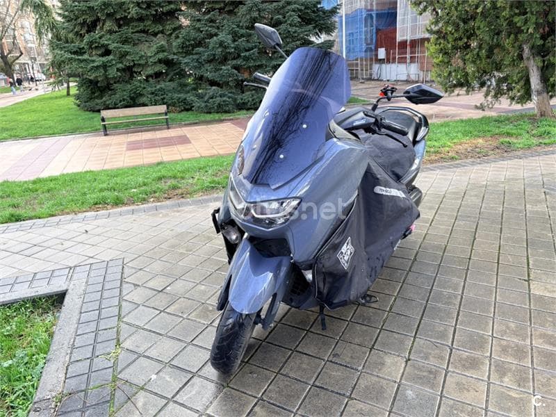 Yamaha NMAX – Vista 4