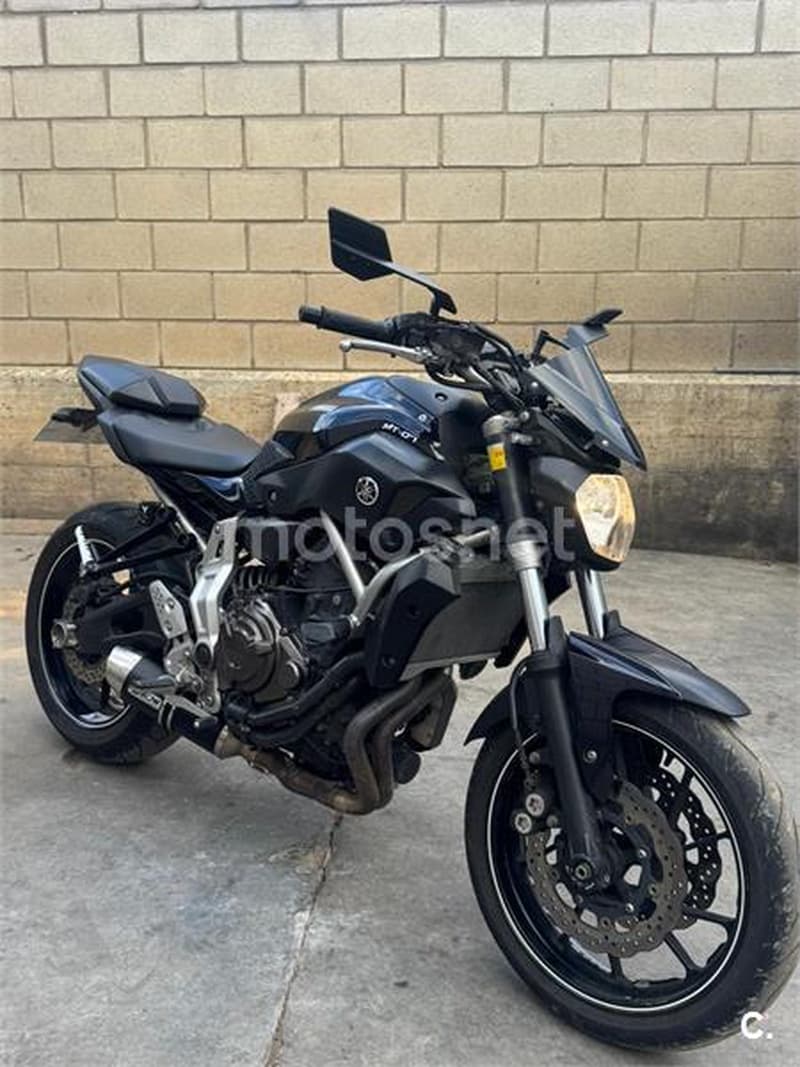 Yamaha MT-07 – Vista 3