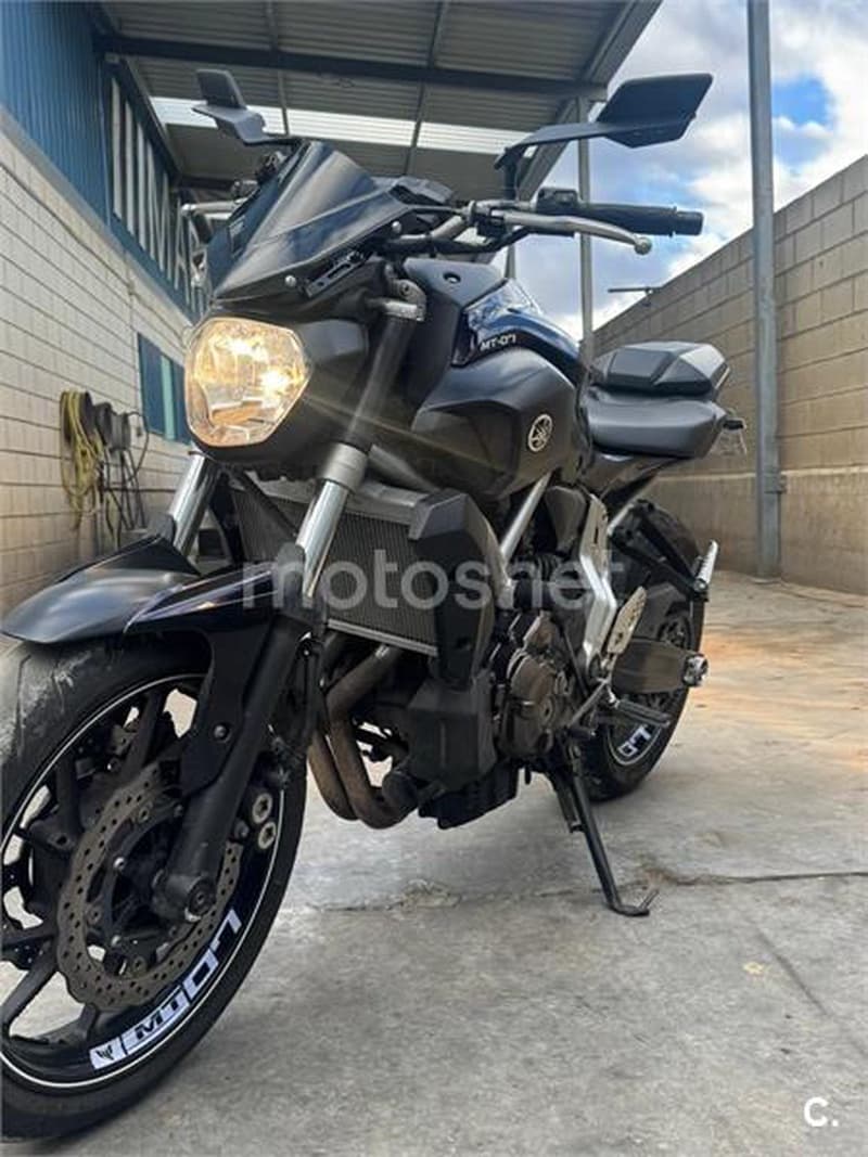Yamaha MT-07 – Vista 4
