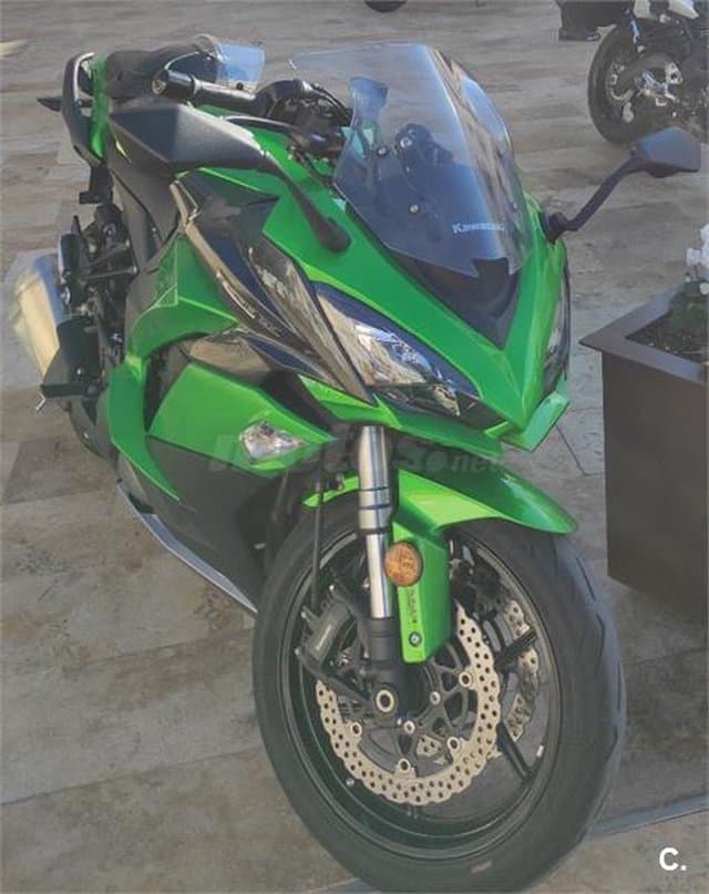Kawasaki Z 1000 SX – Vista 2