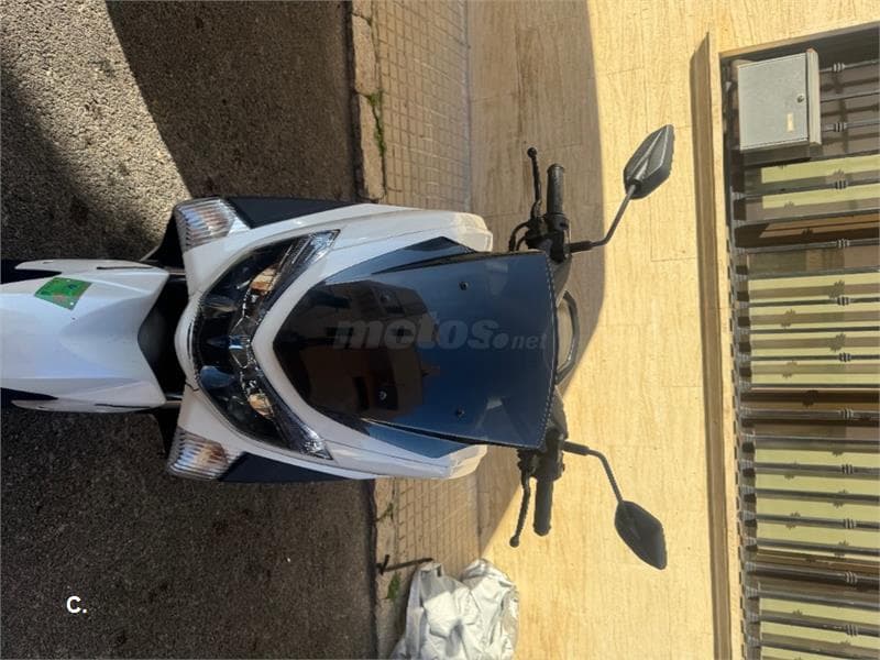 Yamaha NMAX – Vista 1