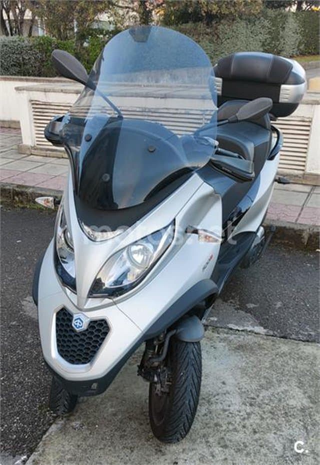 Piaggio MP3 2850 € 2015 Navarra - 1