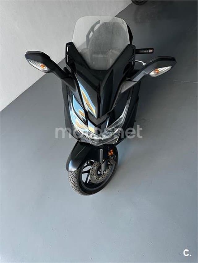 Honda CB 125 – Vista 2