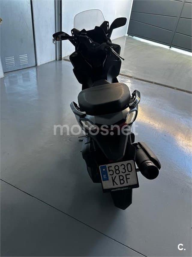 Honda CB 125 – Vista 8