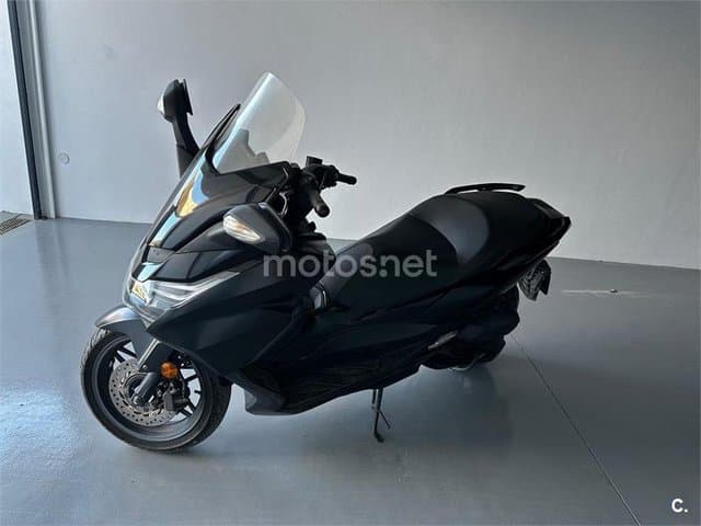 Honda CB 125 – Vista 10