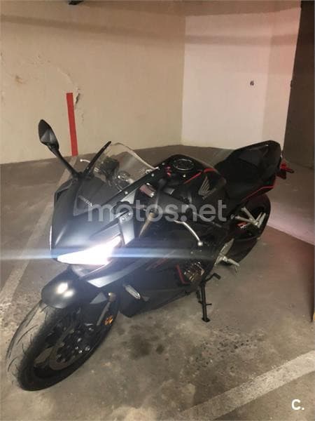 Honda CBR 650 R – Vista 3