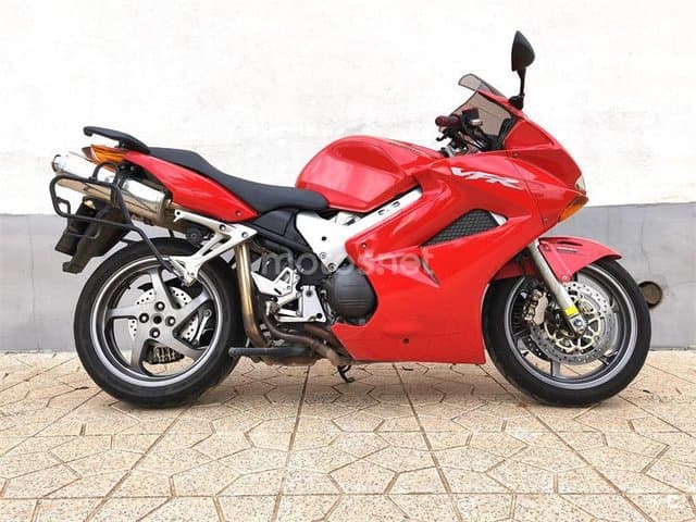 Honda VFR 800 FI ABS – Vista 1