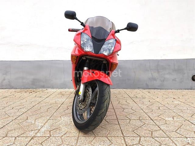 Honda VFR 800 FI ABS – Vista 3