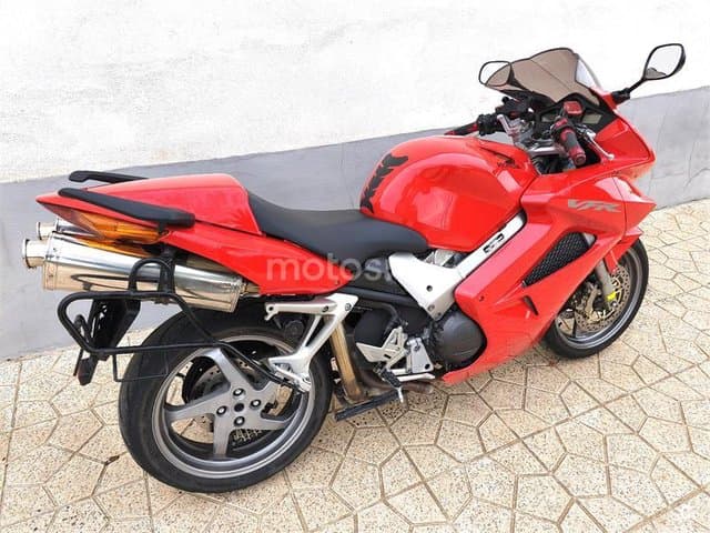 Honda VFR 800 FI ABS – Vista 5