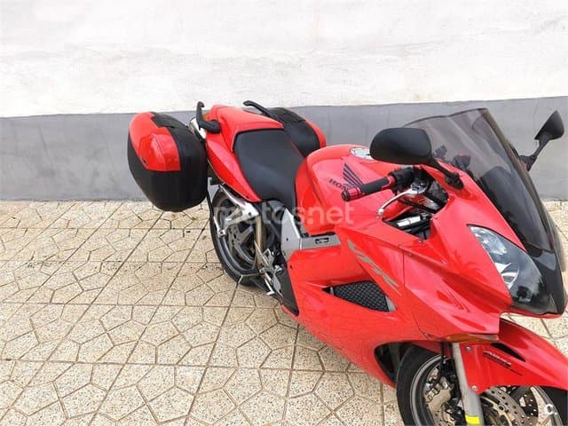 Honda VFR 800 FI ABS – Vista 6