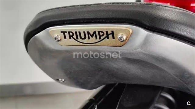Triumph Bonneville Bobber 10.100 € 2020 Alicante - 11