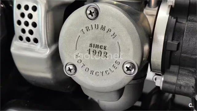 Triumph Bonneville Bobber 10.100 € 2020 Alicante - 13