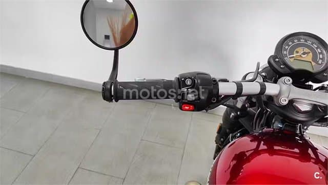 Triumph Bonneville Bobber 10.100 € 2020 Alicante - 5