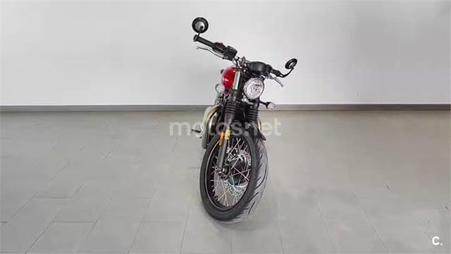 Triumph Bonneville Bobber 10.100 € 2020 Alicante - 7