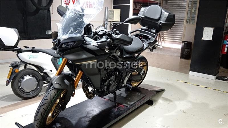 Yamaha Tracer 9 – Vista 2