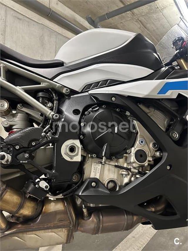 BMW S 1000 RR – Vista 13