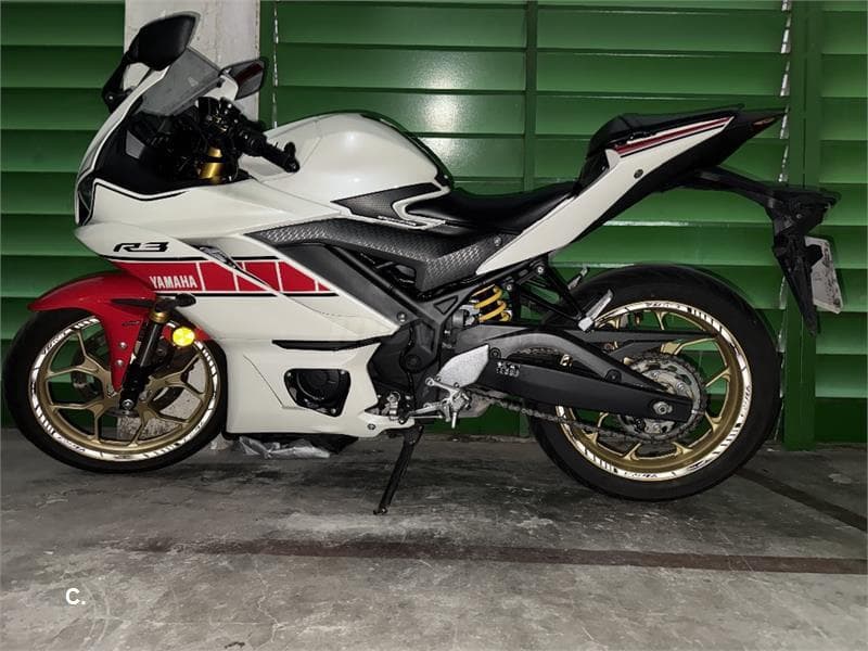 Yamaha YZF-R3 3700 € 2023 Barcelona - 1