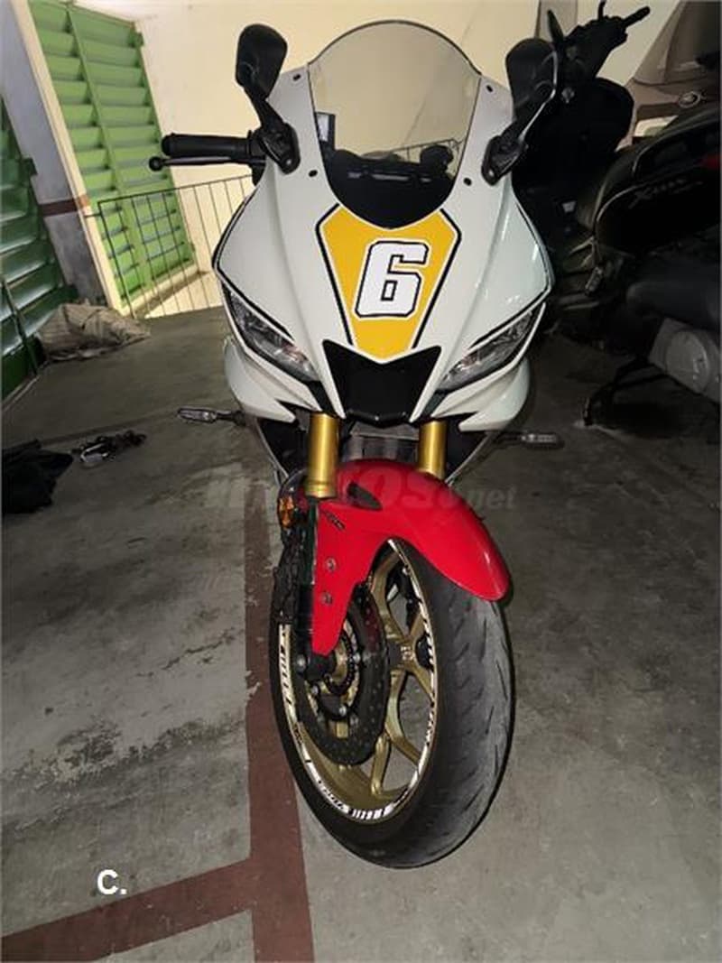 Yamaha YZF-R3 3700 € 2023 Barcelona - 3
