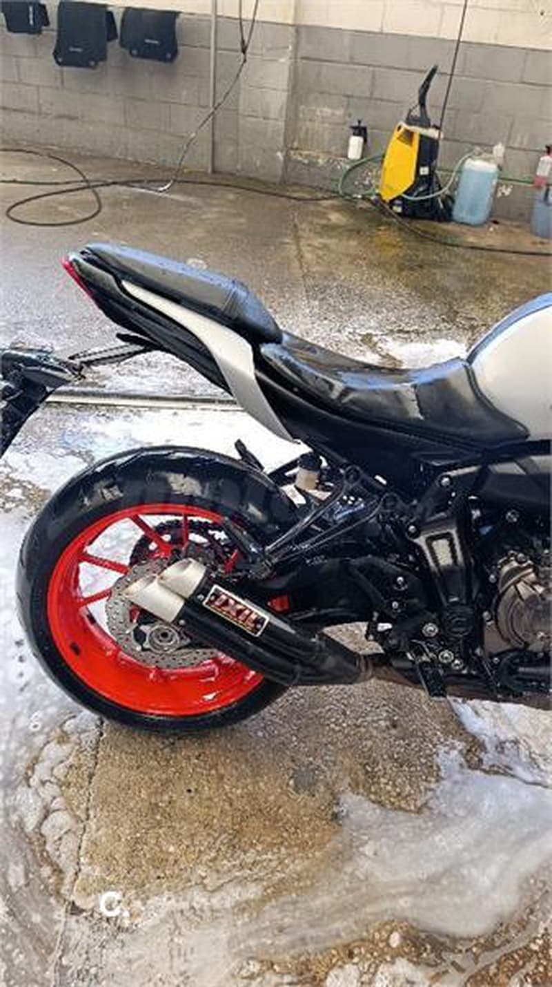 Yamaha MT-07 – Vista 4