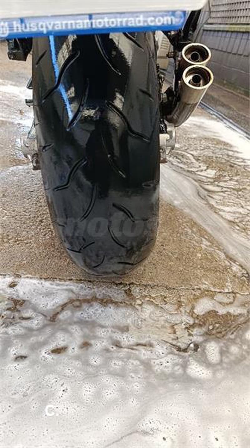 Yamaha MT-07 – Vista 8