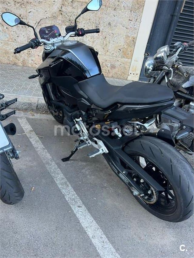 BMW F 900 R – Vista 12