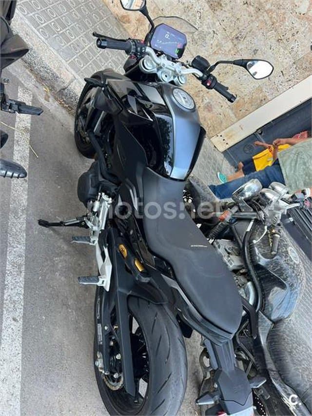 BMW F 900 R – Vista 15