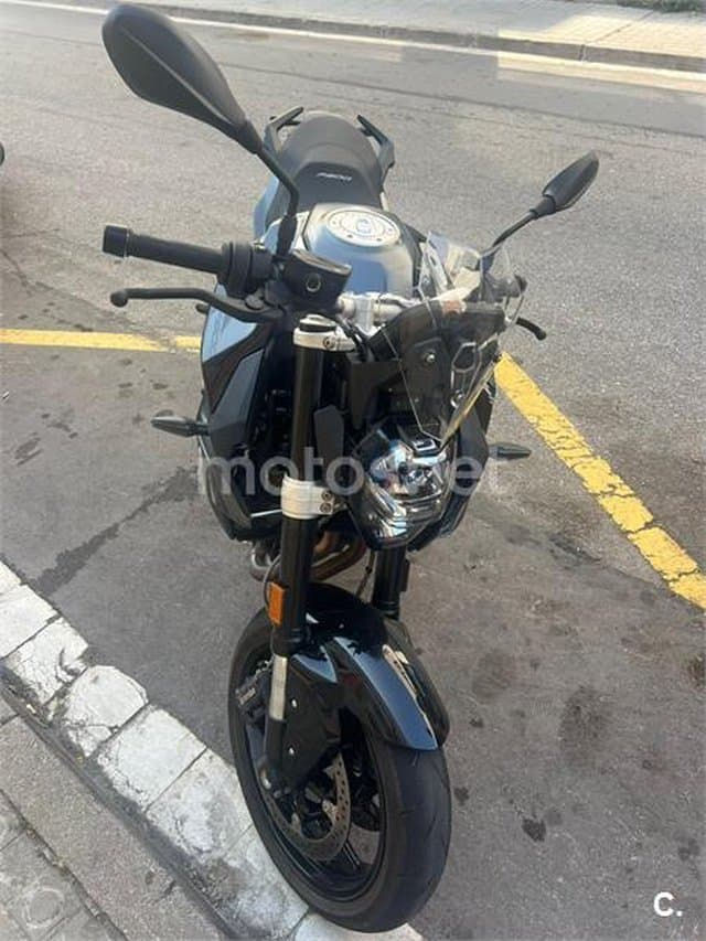 BMW F 900 R – Vista 6