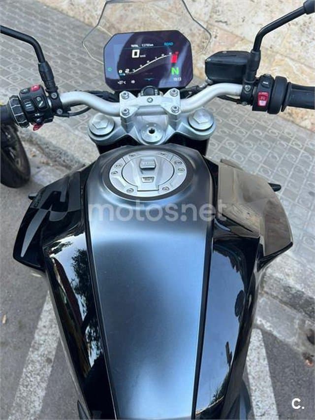 BMW F 900 R – Vista 9