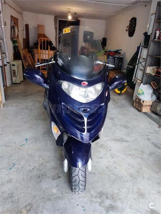 Kymco Grand Dink 125 – Vista 4