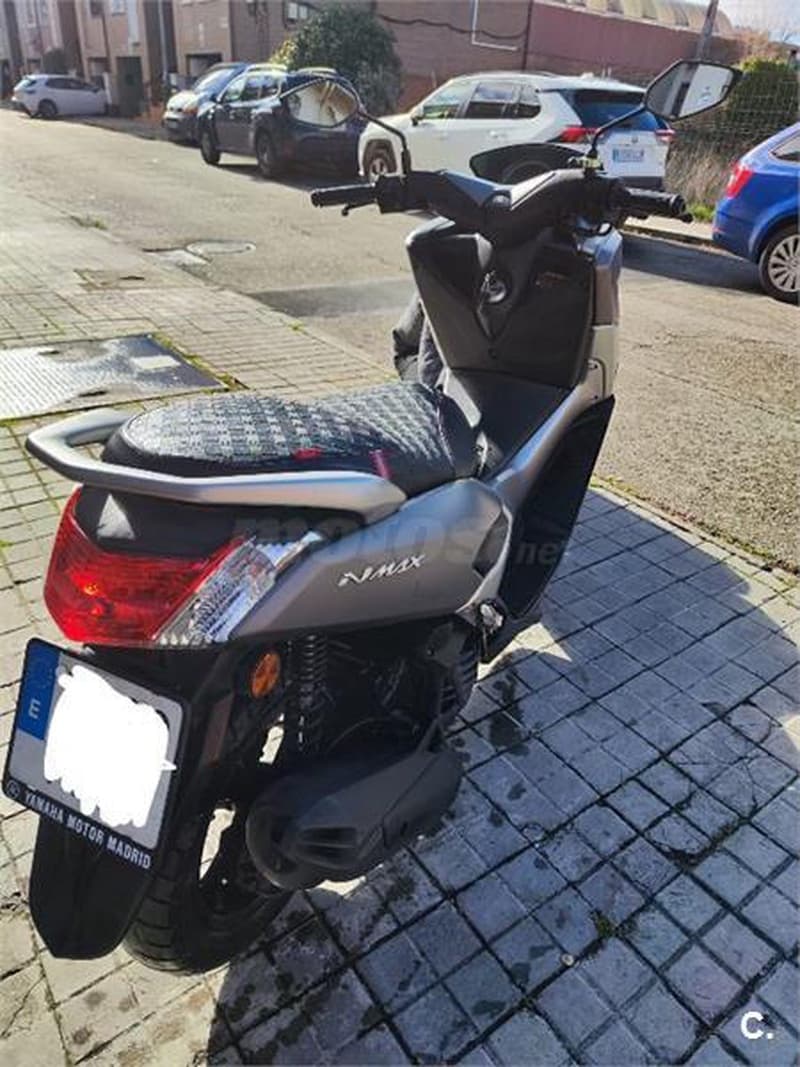 Yamaha NMAX – Vista 3