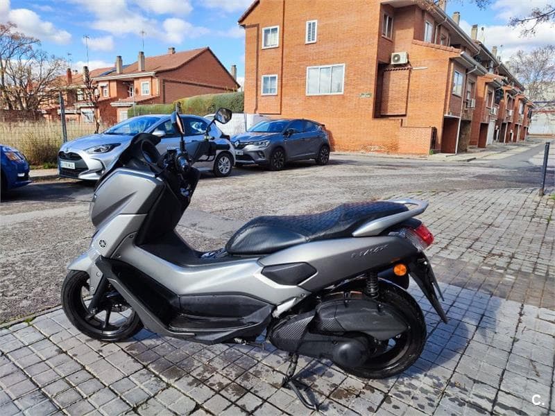 Yamaha NMAX – Vista 6
